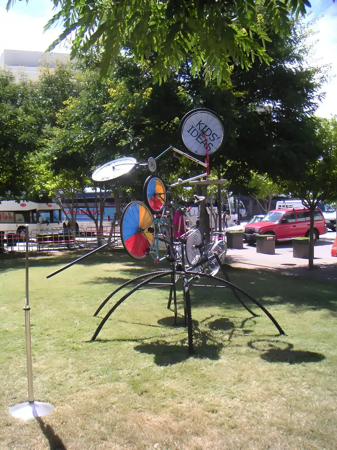 Apparatus for Attracting Attention