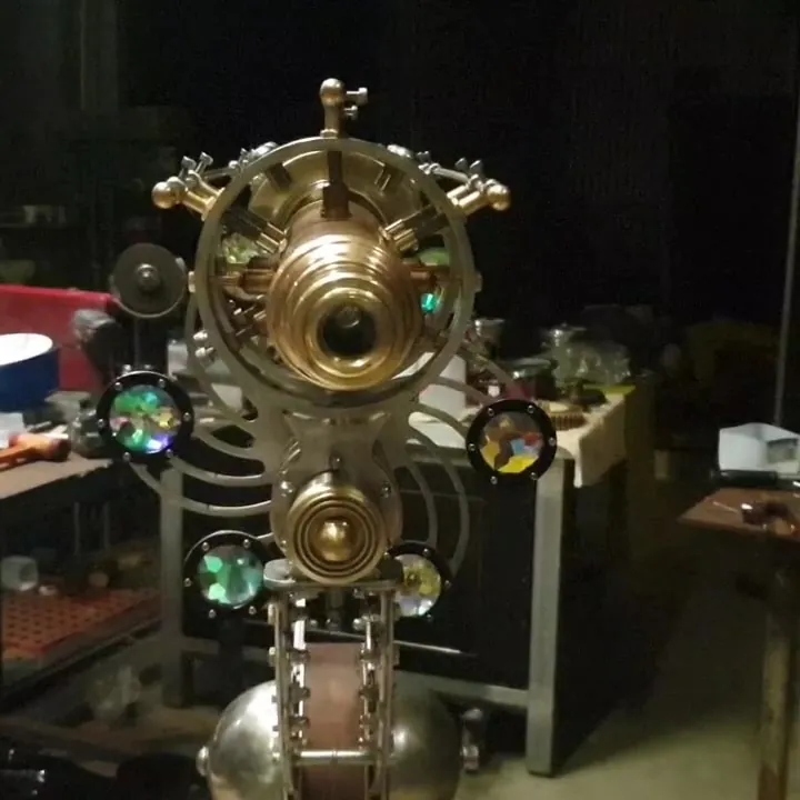 The Splendid Distance Light Magnifier